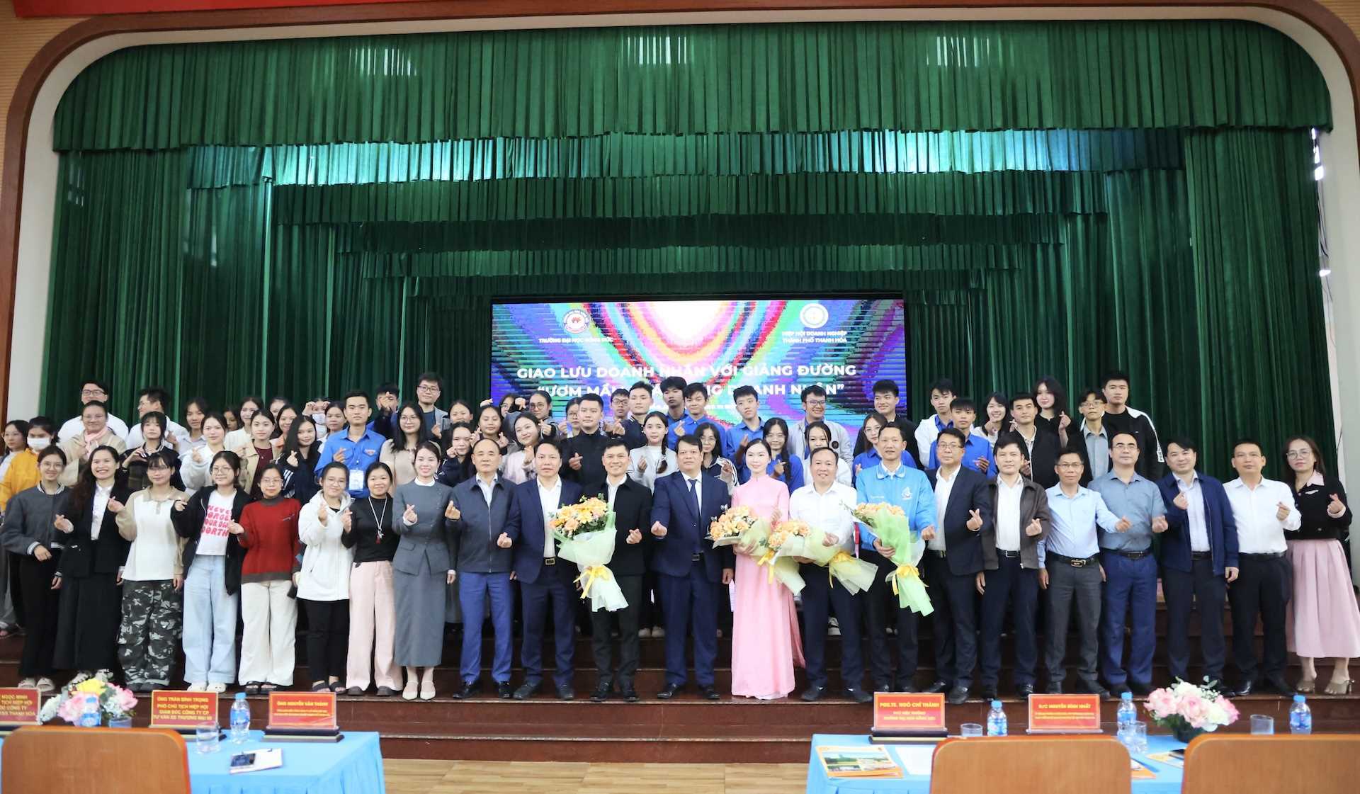 Khởi nghiệp sinh viên – Ươm mầm doanh nhân